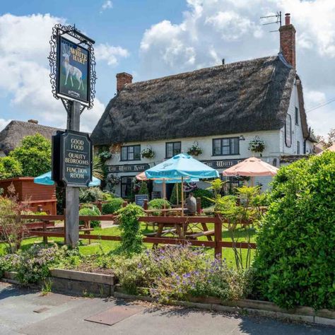 Uk Pub, Winter Sets, Arizona City, Old Pub, Log Fires, Brecon Beacons, Thatched Roof, The Fox And The Hound, Grand Canyon National Park