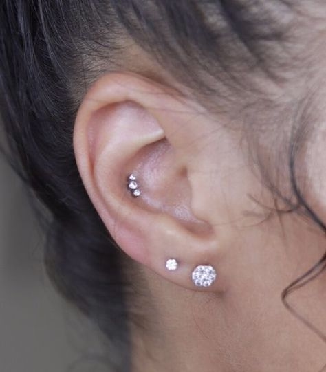 Conch Piercing Small Ear, Lobe And Conch Piercing, Ear Piercings Chart Placement, Conch Piercing Stud Simple, Ear Stack With Conch, 3 Lobe Piercings And Conch, Double Lobe Helix And Conch, Conch Piercing Aesthetic, Girly Jewelry Peircinhx Conch