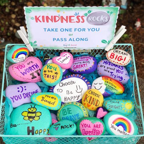 Rocks Of Kindness, Arts And Crafts For Seniors Nursing Homes, Painting Kindness Rocks, Rock Painting Ideas Kindness, Stamp Craft Ideas, Kindness Lesson Plans Elementary, Jr Kindergarten Activities, Rock Painting Activity, Spreading Kindness Activities