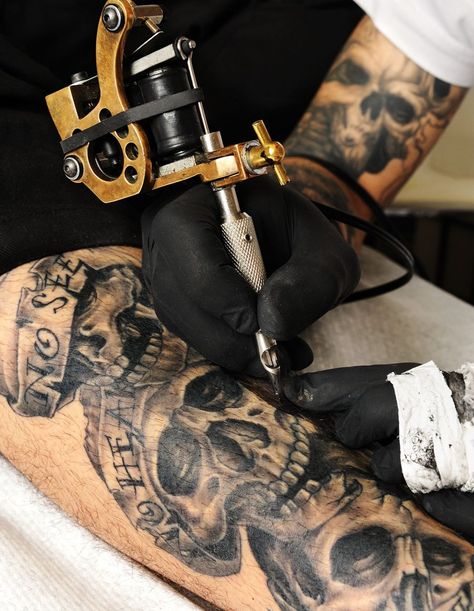 150 Tattoo, Tattoo Techniques, Tattoo Care, Artist Working, Tattoo Equipment, Tattoo Project, Tattoo Kits, Aesthetic Tattoo, Power Outage