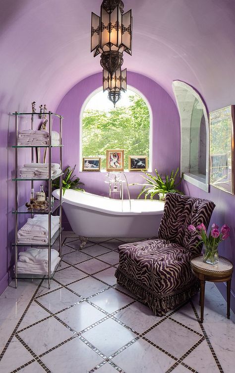 Turning the small bathroom into a refreshing retreat with Mediterranean touches [Design: Thompson Custom Homes] Plum Bathroom, 2024 Purple, Purple Interior Design, Lavender Bathroom, Purple Bathroom Decor, Purple Bathroom, Purple Home Decor, Purple Bathrooms, Bathroom Color Schemes