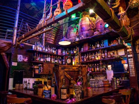 Somewhere else I need to go... Smuggler's Cove, San Francisco San Francisco Bars, Bar In Casa, Tiki Bars, Tiki Bar Decor, Tiki Lounge, Tiki Drinks, Tiki Room, Best Bars, Tiki Party