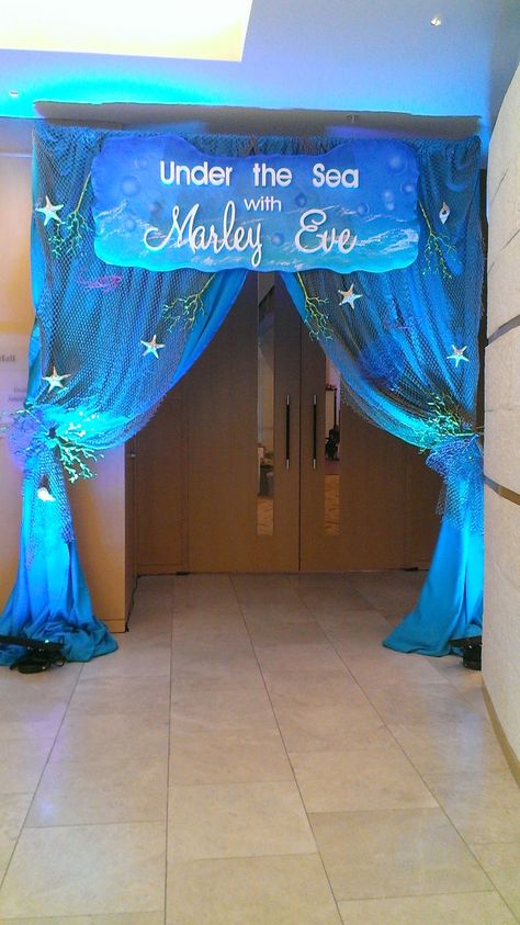 Underwater Party, Under The Sea Decorations, Sea Party Ideas, Banquet Ideas, Prom Themes, Horse Stall, Dance Themes, Sea Baby Shower, Sea Wedding