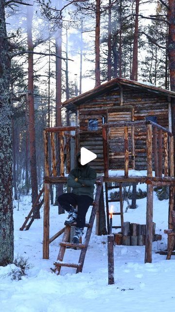 @turkishviking on Instagram: "1 Year of Building a Treehouse Alone in The Wilderness  #treehouse #turkishviking #survival #bushcraft #bushcrafter #shelterbuilding #outdoorsman #woodsman #realbushcraft #bushcraftskills #survivalskills #bushcrafttips" Bushcraft Shelter Long Term, Forest Shelter, Rustic Small Cabin, Small Cabin In The Woods, Shelters In The Woods, Forest Hut, Wilderness Survival Shelter, Forest Houses, Survival Bushcraft