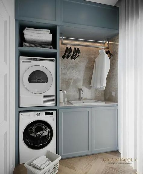 25+ Genius Laundry Room Ideas That Will Maximize Your Space - HubPages Utility Room Inspiration, Small Utility Room, Utility Room Designs, Stacked Laundry Room, Ideas Small Kitchen, Laundry Room Ideas Small Space, Dream Laundry Room, Laundry Room Closet, Laundry Room Layouts