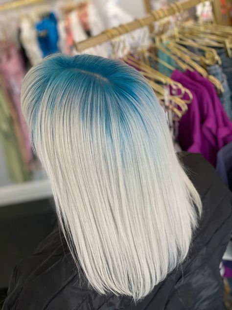 Vivid Roots Blonde Hair, Platinum Blonde Hair With Fun Colors, Light Blue Hair With Dark Roots, Icy Blue Blonde Hair, Dyed Roots On Blonde Hair, Blonde Hair With Blue Lowlights, White Hair With Color, Blue Roots Blonde Hair, Blonde Hair With Blue Tips