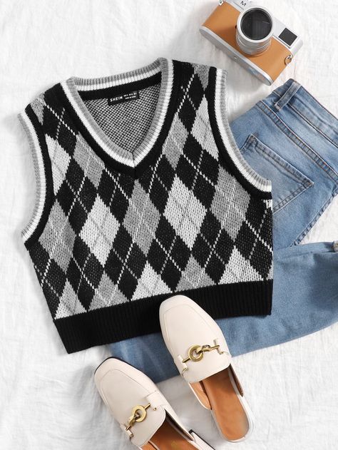 Pattern Sweater Vest, Sweater Vests, Argyle Pattern, Mary Jane Shoes Womens, Sweater Vest Women, Causual Outfits, Women Sweater, Pattern Sweater, Knit Crop Top