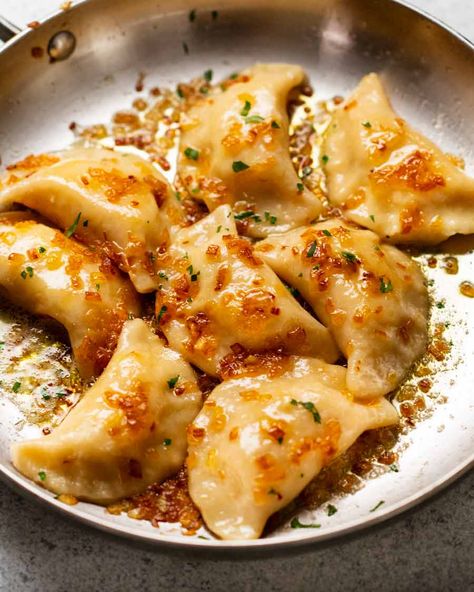 Making Pierogi Ruskie (Polish Dumplings) Pie, Fresco, Polish Perogies Recipe, Perogies Aesthetic, Poland Food Recipes, Pierogies Aesthetic, Polish Dumplings Recipe, Polish Recipes Traditional, Pierogi Ideas