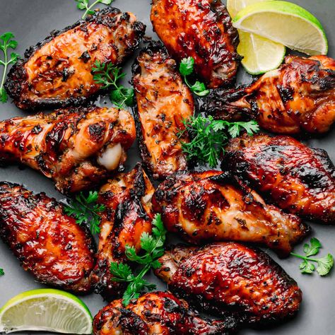 Bbq Thai Chicken, Thai Wing Sauce, Gai Yang Chicken Recipe, Asian Grill Recipes, Asian Bbq Recipes, Asian Style Chicken Wings, Bbq Wings Grilled, Bbq Chicken Wings Grilled, Chicken Thai Recipes