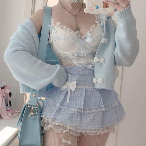 Simpul Dasi, Sanrio Outfits, Kawaii Outfit Ideas, Mode Kawaii, Pastel Kawaii, Kawaii Fashion Outfits, Swaggy Outfits, Kawaii Clothes, Really Cute Outfits