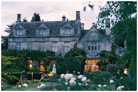 Barnsley House Hotel & Spa, Cirencester, United Kingdom Whimsical Architecture, French Countryside Wedding, Marry That Girl, Barnsley House, English Country Garden Wedding, English Country Wedding, Bridesmaid Crown, English Country Weddings, Country Garden Wedding