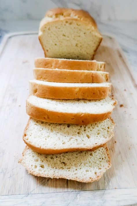 Gluten Free Bread Recipe - Soft Sandwich Bread Paleo Sandwich Bread, Paleo Baking Powder, Paleo Sandwich, Paleo Baking Recipes, Paleo Running Momma, Gluten Free Sandwich Bread, Keto Bread Recipe, Butter Fruit, Gluten Free Sandwiches