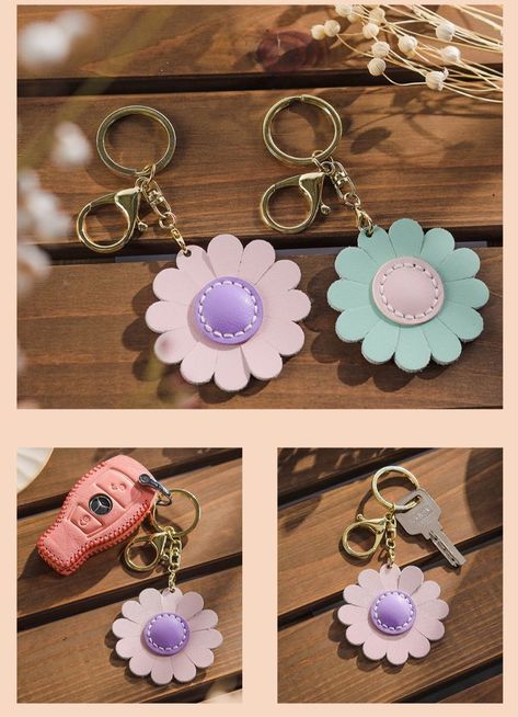 Leather Keychain Diy, Daisy Keychain, Leather Handbag Patterns, Etsy Shop Branding, Diy Leather Projects, Keychain Leather, Leather Bag Pattern, Macrame Wall Hanging Diy, Diy Leather Bag