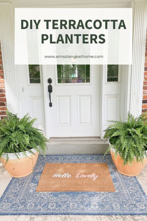 Spruce up your porch, patio, or deck with these DIY terra-cotta planters! Take inexpensive plastic pots and make them look like expensive large terra-cotta planters. A great DIY project when you are on a budget to increase curb appeal. Terra Cotta Patio Decor, Terracotta Diy Ideas, Cottages Modern, Large Terracotta Pots, Painted Planter, Front Porch Planters, Porch Planters, Landscaping Inspiration, Cozy Patio