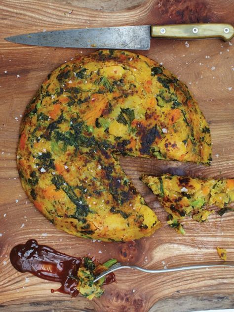 Veggie bubble & squeak | Jamie Oliver vegetable recipes Olivers Vegetables, Bubble Squeak, Vegetarian Roast, Hp Sauce, Bubble And Squeak, Jamie Oliver Recipes, Tasty Vegetarian Recipes, Healthy Veggies, British Food