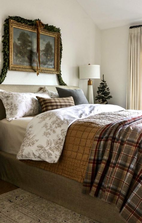 Beige Plaid Bedding, English Master Bedrooms Decor, Scottish Style Bedroom, Small Cozy Primary Bedroom, Floral And Plaid Bedding, English Colonial Bedroom, Cozy Cottage Bedding, Traditional Eclectic Decor Master Bedrooms, Cottage Bedding Aesthetic