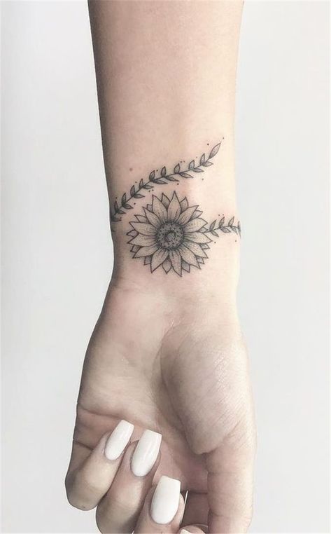 25+ Creative Wrist Tattoos Ideas For Modern Girls Cat Tattoos, Inspiration Tattoos, Disney Tattoo, Shoulder Tattoos, Tattoo Girls, Sunflower Tattoos, Tiny Tattoo, Rose Tattoo Design, Tattoo Designs For Girls