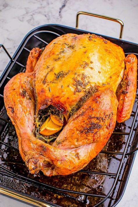 Citrus Turkey, Easy Turkey Recipes, Herb Turkey, Averie Cooks, Easy Thanksgiving Recipes, Holiday Turkey, Roast Turkey, Easy Turkey, Easy Oven