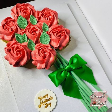 Pull Apart Cupcakes, Cupcake Bouquet, Cake Lover, Pull Apart, Rose Bouquet, Mother’s Day, Cupcake, Cake, Quick Saves