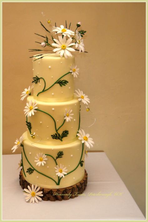 Wedding Cake 2 Tier, Daisy Wedding Cake, Dragonfly Cake, Daisy Wedding Cakes, Lemon Wedding Cakes, Cake 2 Tier, Wedding Cake Theme, Confectionary Art, Lemon Wedding