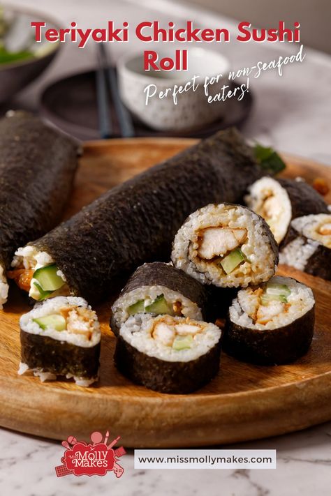 Teriyaki Chicken Sushi Roll Chicken Teriyaki Sushi Rolls, Chicken Teriyaki Onigiri, Sushi Chicken Teriyaki, Sushi Recipes Chicken, Sushi With Chicken, High Protein Sushi, Chicken Sushi Rolls, Chicken Teriyaki Sushi, Chicken Sushi