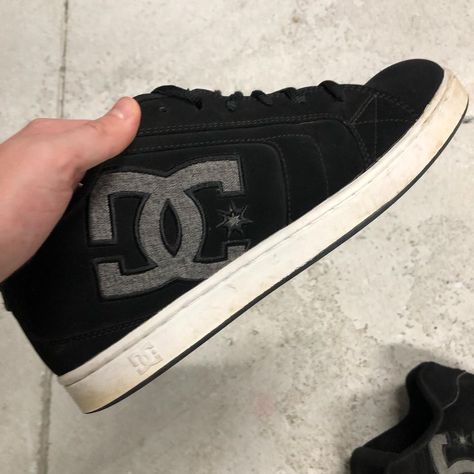 Y2K Beater DC Shoes Skater Black Chunky Lace Up Sneakers Grunge Baggy Worn Vibes Size: US11 Condition: Good Condition (Worn) Cost: $40 + Shipping *Send me a PM if interested, I’ll send you my banking details and will hold for 12 hours! *Feel free to chuck us questions/queries/offers our way! #y2k #thrift #secondhand #grunge #bohemian #thrifted #fashion #indie #punk #clothing #baddie #streetwear #90s #vintage Shoes Thrift, Grunge Baggy, Dc Shoes, Send Me, Banking, You And I, Conditioner, Lace Up, Street Wear