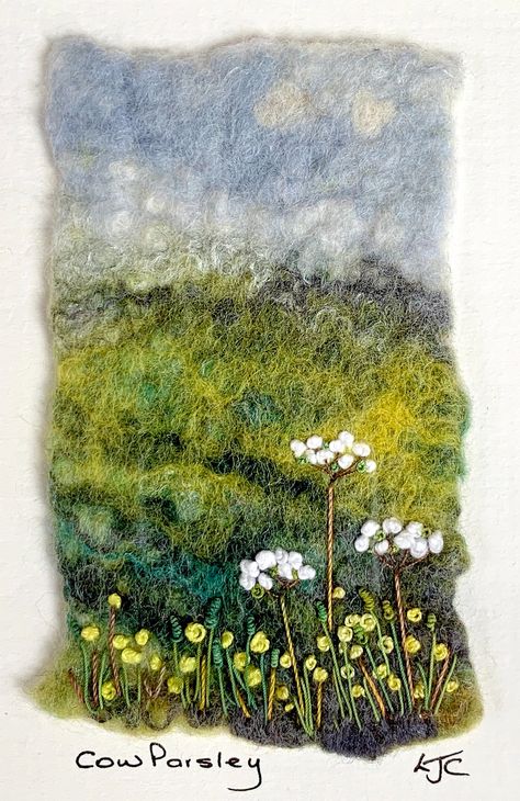 Felt And Embroidery, Tovad Ull, Artwork Portfolio, Felt Wall Hanging, Needle Felting Diy, Wool Felt Projects, Wet Felting Projects, Textile Art Embroidery, Felted Wool Crafts