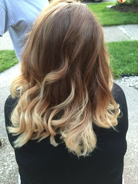 Color On The Ends Of Hair, Light Brown Hair With Blonde Tips, Dipped Layered Ends, Blond Tips On Brown Hair, Brown With Blonde Ends, Brown Hair Blonde Ends, Brown Hair Blonde Tips, Blonde Ends On Brown Hair, Blonde Tips On Brown Hair