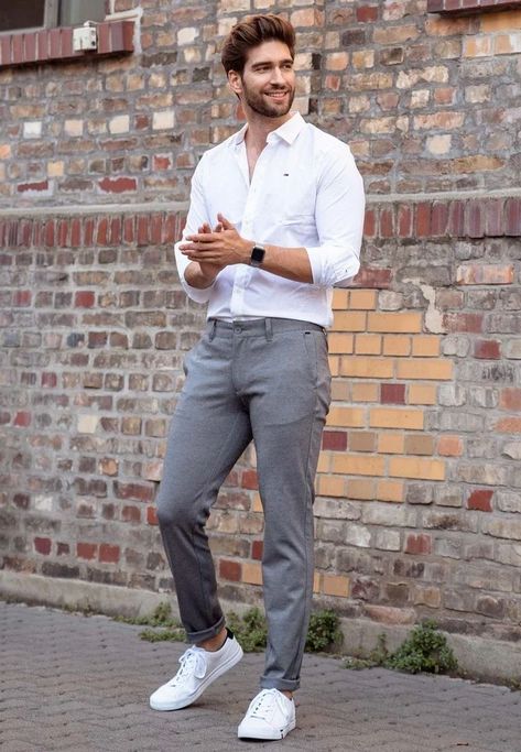 Grey Dress Pants Outfit, Chinos Men Outfit, Grey Dress Pants Men, Grey Pants Men, Men Fashion Photoshoot, Dress Pants Outfits, Military Accessories, Mens Smart Casual Outfits, Mens Business Casual Outfits