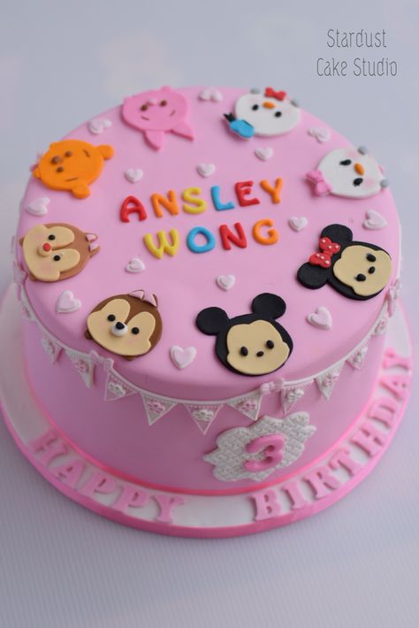 Disney Tsum Tsum Cake Tsum Tsum Birthday Cake, Tsum Tsum Cake, Kue Disney, Korean Cake, Baby Shawer, Disney Tsum Tsum, Specialty Cakes, Tsum Tsum, Fondant Cake