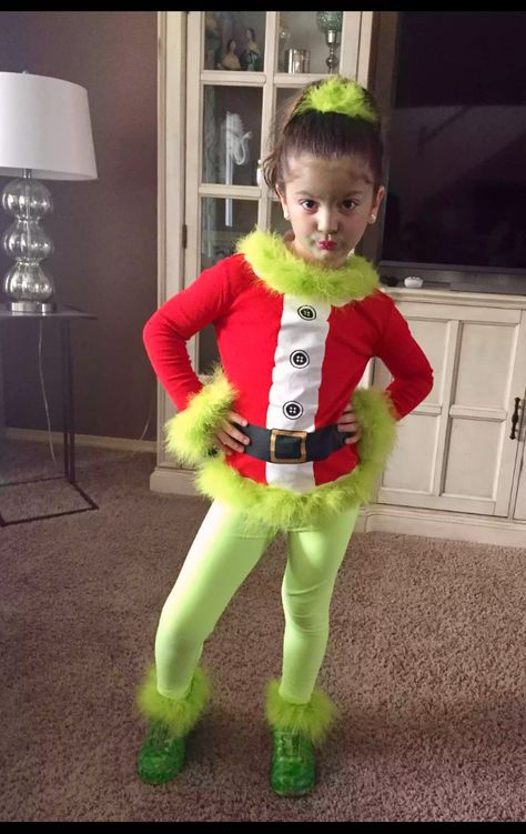 The grinch costume Grinch Dance Costume, Kids Christmas Character Costumes Diy, Grinch Female Costume, Grinch Day Outfit Kids, Whoville Dress Up Day At School, Grinch Day Outfit, Diy Grinch Outfit Kids, The Grinch Diy Costume, Grinch Christmas Outfits