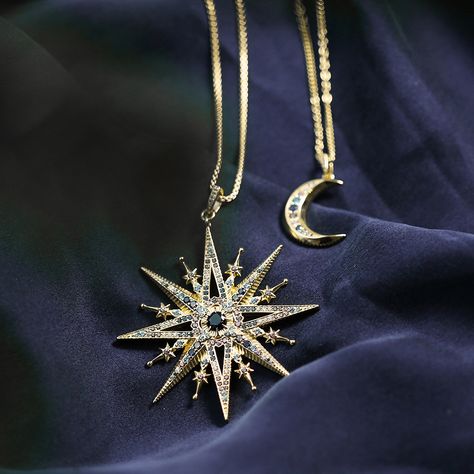 THOMAS SABO on Instagram: “A guaranteed eye-catcher: Royalty Star Pendant and Royalty Moon Necklace inspired by mystical starry nights. Shop now online or in-stores.…” Era Victoria, Love Means, Star And Moon, Magical Jewelry, Coron, Moon Jewelry, Star Design, Thomas Sabo, Fantasy Jewelry