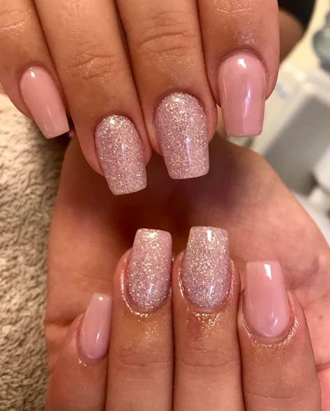 2 Glitter Accent Nails, Accent Glitter Nail, Light Pink And Rose Gold Nails, Pink Gliterry Nails Short, Soft Pink Nails Acrylic Short Glitter, White Nails With Light Pink Design, Light Pink Rose Gold Nails, Blush Pink Glitter Nails, Light Pink And Glitter Nails