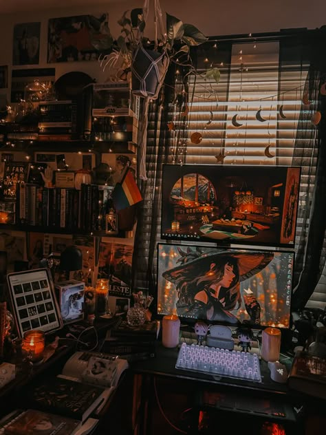 Space Pc Setup, Gothic Computer Desk, Witchy Desk Aesthetic, Whimsigoth Desk Setup, Gaming Setup Dark Academia, Dark Desk Setup Aesthetic, Witchy Gaming Room, Dark Cozy Desk Setup, Goth Computer Setup