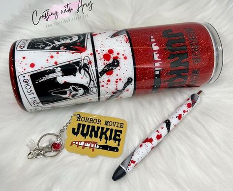 Crafting With Amy on Instagram: "Horror movie tumbler combos #craftingwithamy #horrormovies #horror #elmstreet #clown #it #scream #halloween #ghostface #freddy #nightmareonelmstreet #epoxy #tumbler #glittertumbler #scarymovies #blood #tumbler #epoxyresin #epoxypen #fridaythe13th #freddykrueger #jasonvoorhees" Fair Theme, Scream Halloween, Personalised Pens, Cup Ideas, Custom Cup, Custom Cups, Custom Glitter, Ghost Faces, Nightmare On Elm Street