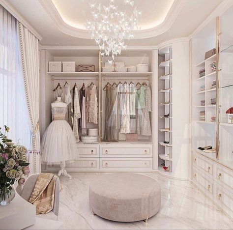 Dream Dressing Room, Hiasan Bilik Tidur, Dressing Room Closet, Dream Closet Design, Walk In Closet Design, Luxury Closets Design, Wardrobe Room, Closet Decor, Dressing Rooms