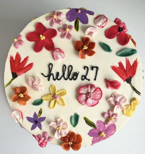 Homemade Decorated Cakes, 27th Bday Party Ideas, August Birthday Cake Ideas, Sweet 26 Party Ideas, 27th Bday Cake, 27 Bday Cake, 26 Bday Cake, 26 Cake Birthday, 26th Birthday Cakes