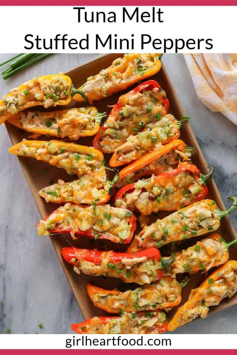 These tuna melt stuffed mini peppers combine the familiar flavours of a tuna melt sandwich with crunchy and colourful sweet bell peppers. This simple appetizer recipe is not only easy to prepare, it's so delicious. Mini stuffed peppers are always a crowd favourite! #minipepperrecipe #gamedayrecipe #cannedtunarecipe Bell Pepper Tuna Melt, Tuna Salad Stuffed Peppers, Stuffed Mini Bell Peppers, Mini Stuffed Peppers, Tuna Stuffed Peppers, Stuffed Mini Sweet Peppers, Tuna Appetizer, Mini Peppers Recipes, Tuna Melt Sandwich