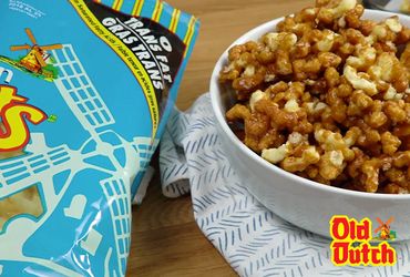 Old Dutch Caramel Corn Caramel Twists Recipe, Popcorn Twist Recipes, Caramel Popcorn Twists Recipe, University Friends, Caramel Corn Recipes, Xmas Baking, Twisted Recipes, Caramel Corn, Dutch Recipes