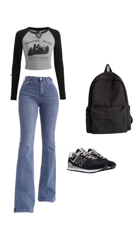 Blue wide leg jeans , Bootcut jeans, grey and black T-shirt, college outfit, college backpack, basic school outfit, new balance sneakers, black sneakers, black bag Back To School Outfits Y2k, Flare Jeans Outfit Casual, Flare Jeans And Sneakers, School Outfits Y2k, Casual Outfit College, Black Flare Jeans Outfit, Black Crop Top Outfit, Gray Shirt Outfit, Flare Jean Outfit