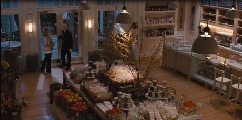 Jane's Bakery in the movie, It's Complicated, starring Meryl Streep and Alec Baldwin It's Complicated Movie, Meryl Streep House, Its Complicated Movie, It's Complicated, Interior Design Website, Boho Interior, Meryl Streep, Home Decorators Collection, House Tour