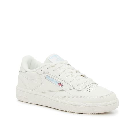 Reebok-Club C 85 Sneaker - Women's You'll feel all the street style vibes when wearing the Club C 85 sneaker from Reebok. This women's low-top features a leather finish for a perfect athleisure look. Easy to pair with anything from jeans to t-shirt dresses! Womens White Reebok Sneakers, White Basic Shoes, Simple White Shoes, White Everyday Shoes, Cute White Sneakers For Women, Clean Girl Sneakers, Rebock Shoe Outfit Women, White Leather Sneakers Outfit, Whote Shoes