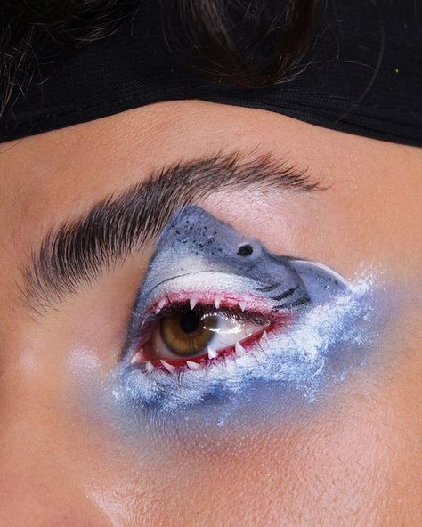 lucifer emanuele petrini on Instagram: “Shark Week 🦈 d0n’t b3 scar3d to div3 in deep. I’ve been waiting for this moment since february! my favorite moment of summer! y’all know…” Shark Makeup, Dazed Beauty, Punk Makeup, Cute Eye Makeup, Fun Makeup, Face Art Makeup, Pretty Makeup Looks, Cool Makeup Looks, Ethereal Makeup