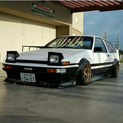 Toyota Trueno, Trueno Ae86, Corolla Ae86, Ae 86, Rad Racer, Best Jdm Cars, Drifting Cars, Initial D, Mitsubishi Lancer Evolution