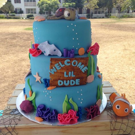 Finding Nemo baby shower cake. Cake made by Jackie of Pastel by Jackie Baby Shower Themes For Boys Disney, Finding Nemo Gender Reveal, Disney Baby Shower Cake, Finding Nemo Nursery Theme, Disney Boy Baby Shower Ideas, Pixar Baby Shower Ideas, Baby Shower Themes Disney, Nemo Baby Shower Ideas, Ocean Theme Baby Shower Ideas Boy