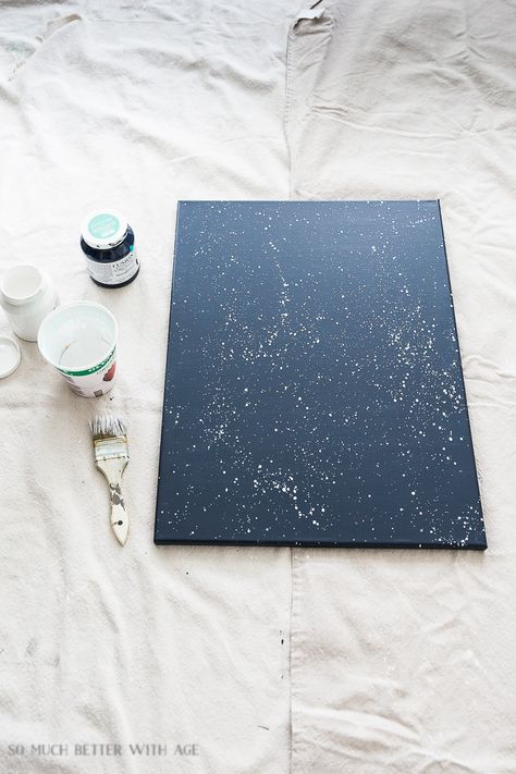 Galaxy Splatter Painting, How To Splatter Paint To Make Stars, Spatter Painting Diy, Diy Splatter Paint Canvas, How To Splatter Paint Canvas, Diy Galaxy Decor, Easy Star Painting, Diy Galaxy Painting, Space Wall Painting