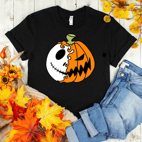 Jack Skellington Tshirt SVG Halloween Tshirt Ideas, Halloween Tshirt Designs, Best Costume Ever, Jack Skellington Pumpkin, Zombie Shirt, Shirt Roblox, Hoodie Ideas, Weekend Crafts, T Shirt Ideas