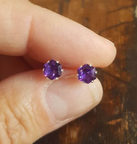 Hexagon amethyst stud earrings. Genuine amethyst studs. 5mm hexagonal studs. Regal purple amethyst earrings. February birthstone. https://etsy.me/3rKlDaZ Regal Earrings, Purple Amethyst Earrings, Turquoise Earring, Amethyst Studs, Earring Stud, February Birthstone, Amethyst Purple, Amethyst Earrings, February Birth Stone