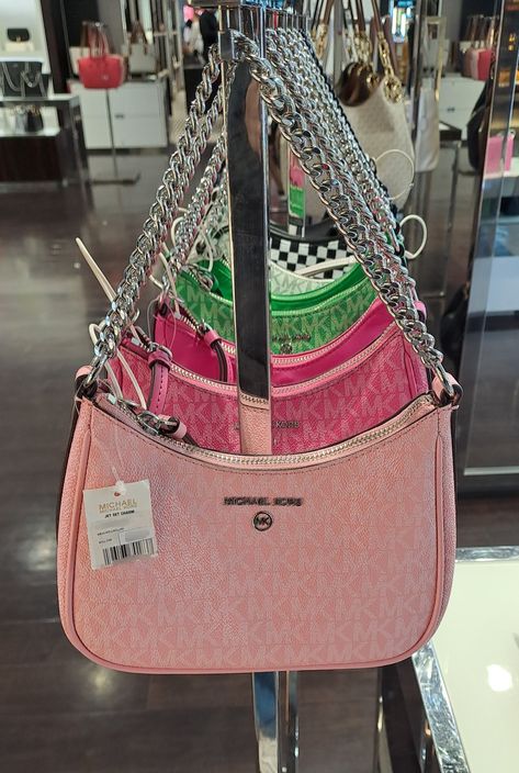 Michael Kors Pink Purse, Pink Mk Purse, Mk Pink Bag, Cute Cheap Purses, Michael Kors Handbags Aesthetic, Essentials Set Outfit, Michael Kors Pink Bag, Cute Purses Aesthetic, Michael Kors Aesthetic