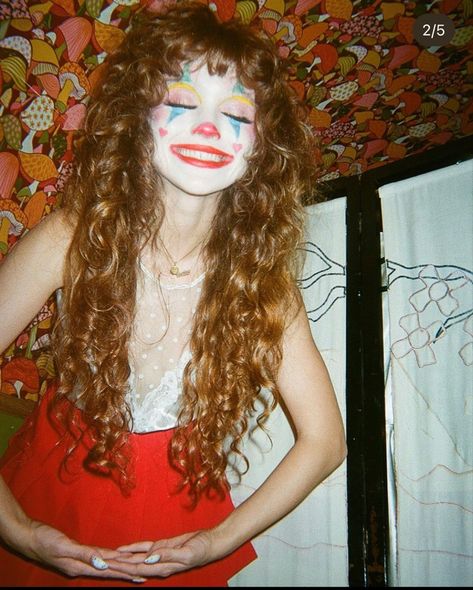 Clown Core, Clown Girl, Cute Clown, Clowning Around, Long Red Hair, Clown Costume, Clown Makeup, Halloween Inspo, Halloween Costume Ideas